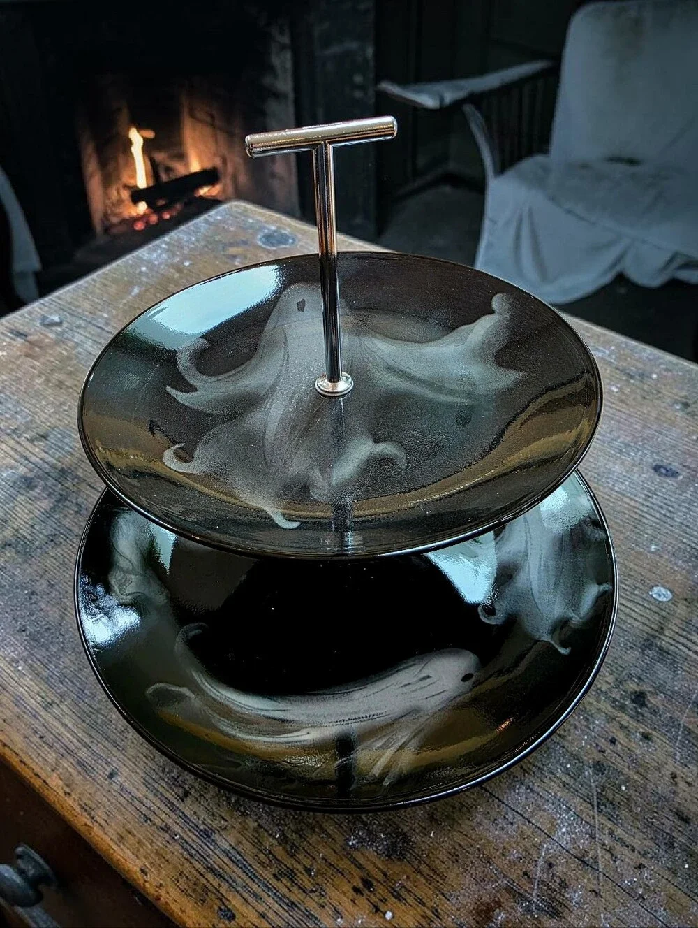 Spooky 2-Tier Tray Set